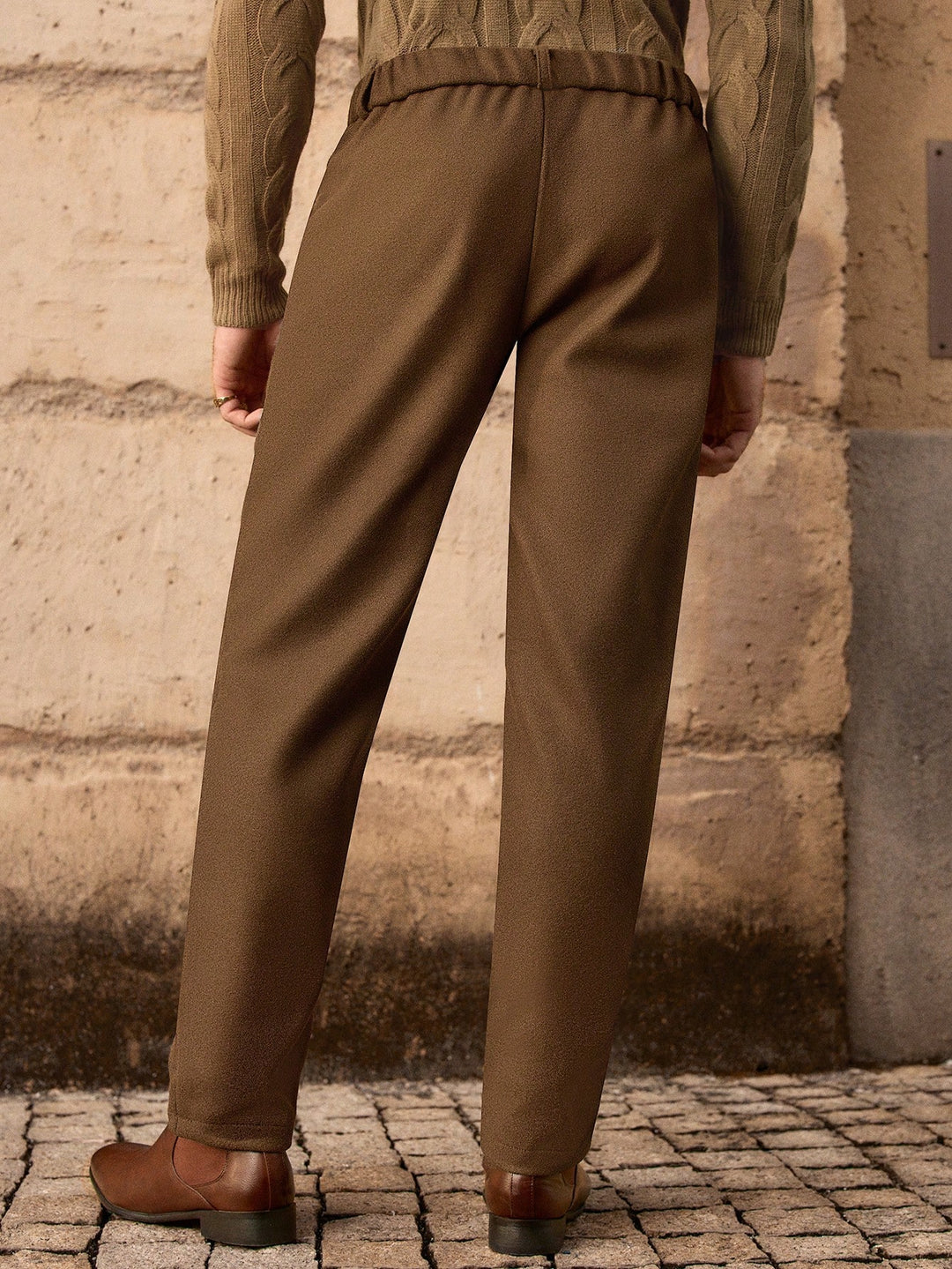 Pantalon SHEIN, maro