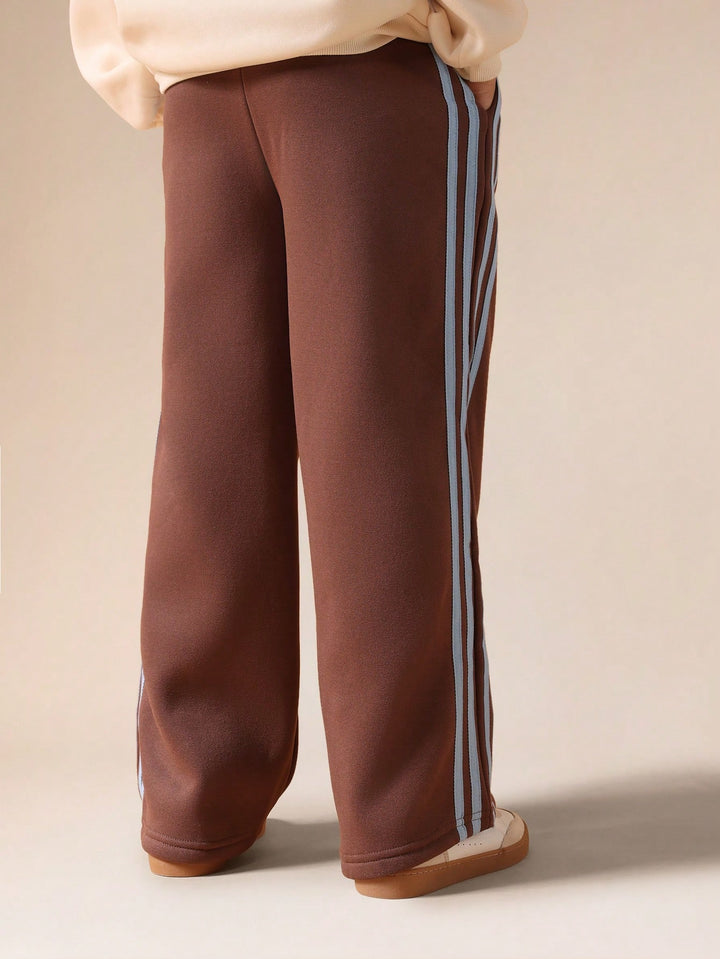 Pantaloni SHEIN, maro