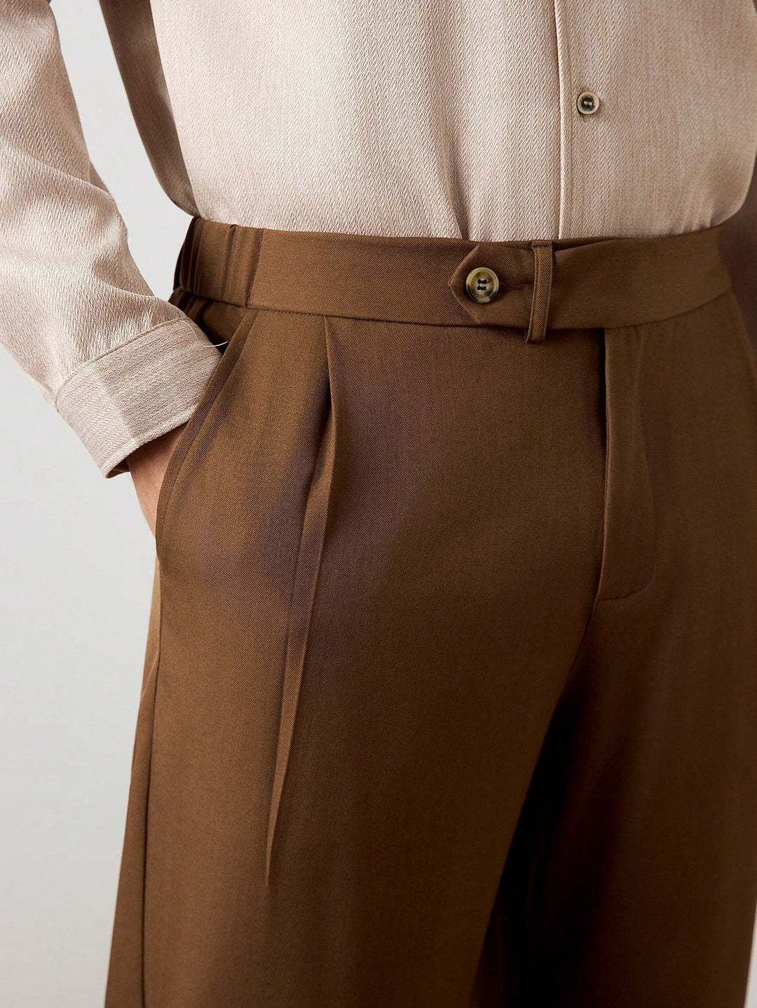 Pantaloni SHEIN, maro