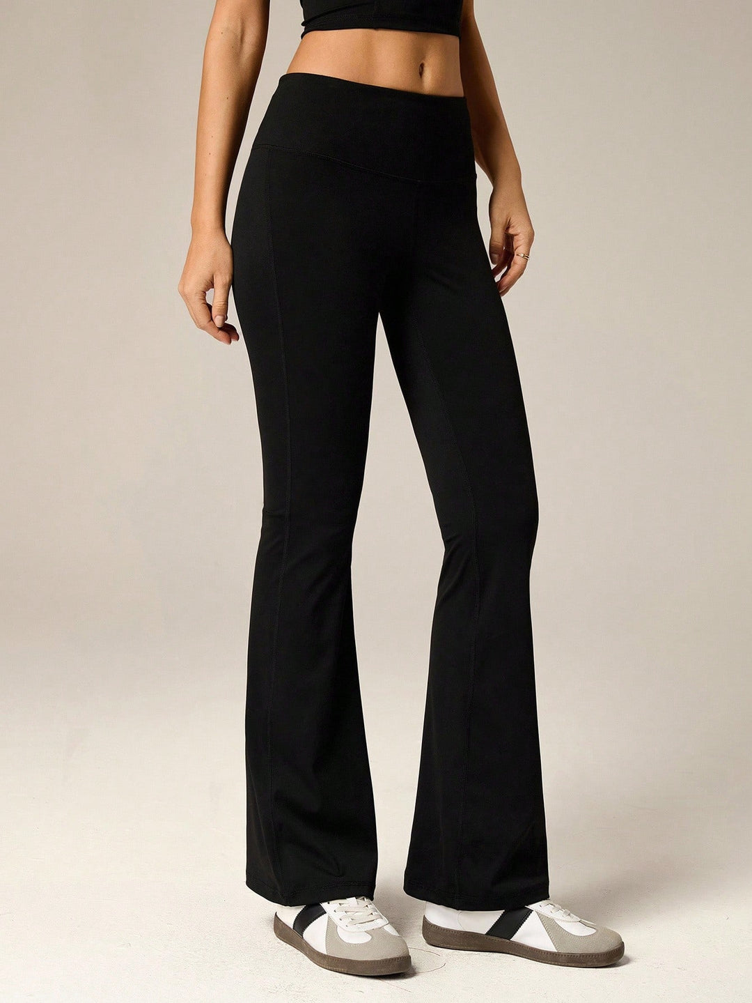 Pantaloni SHEIN, negru