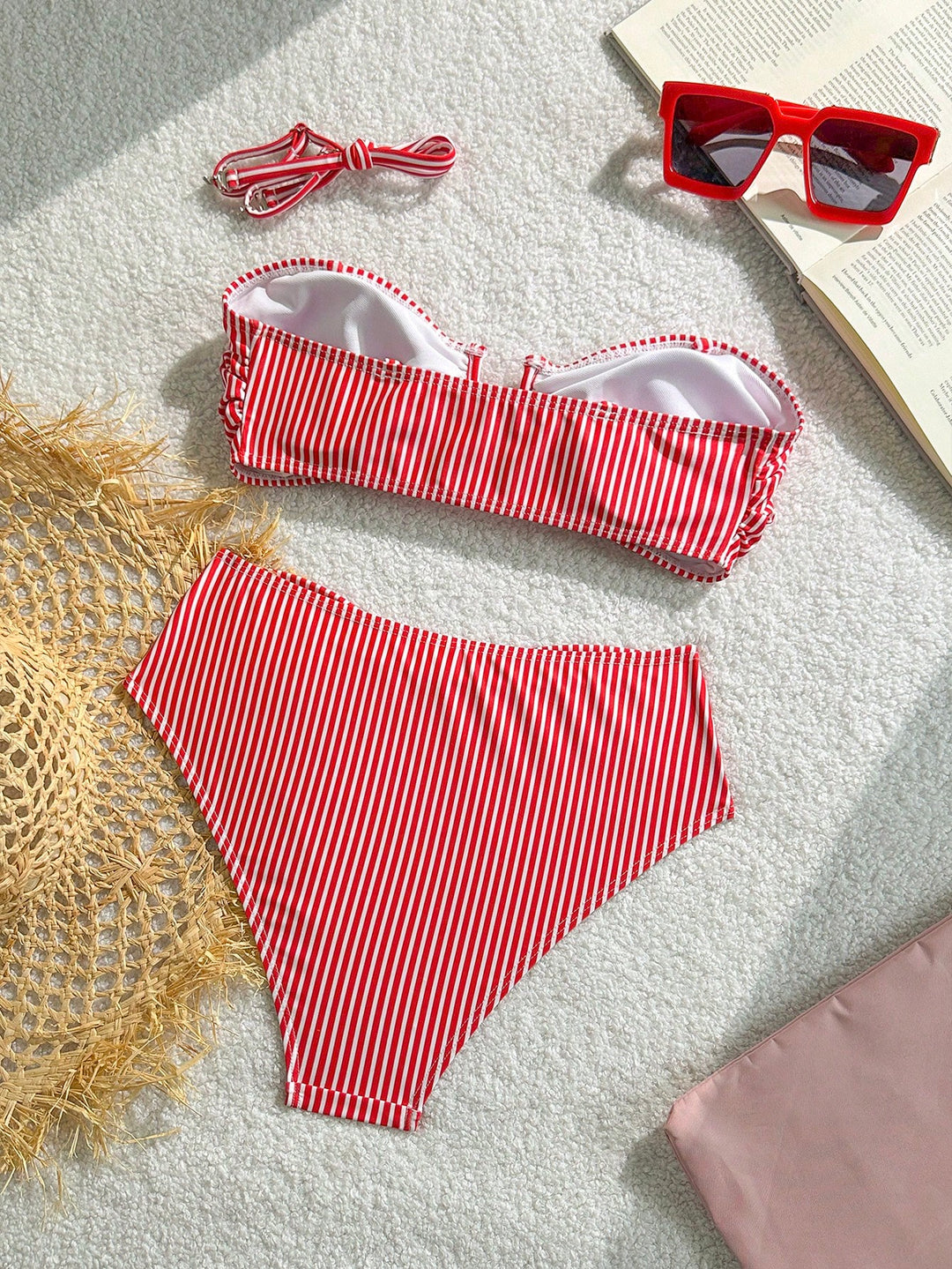 Set bikini SHEIN, mix culori