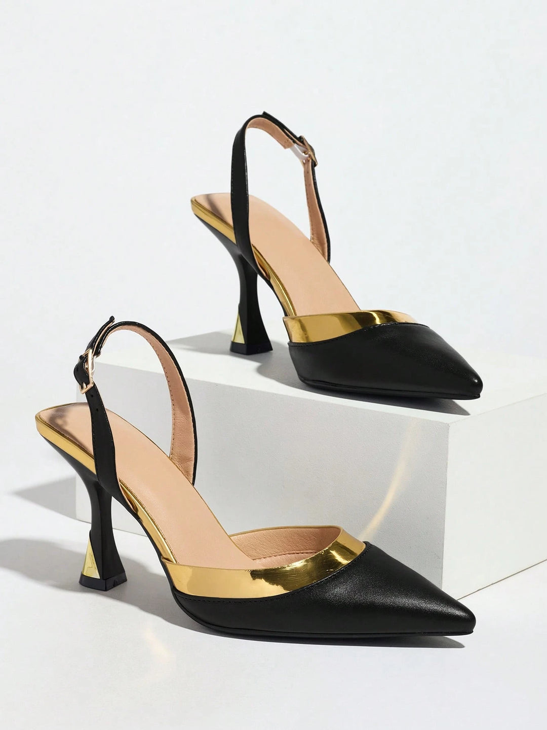 Pantofi cu toc SHEIN, negru