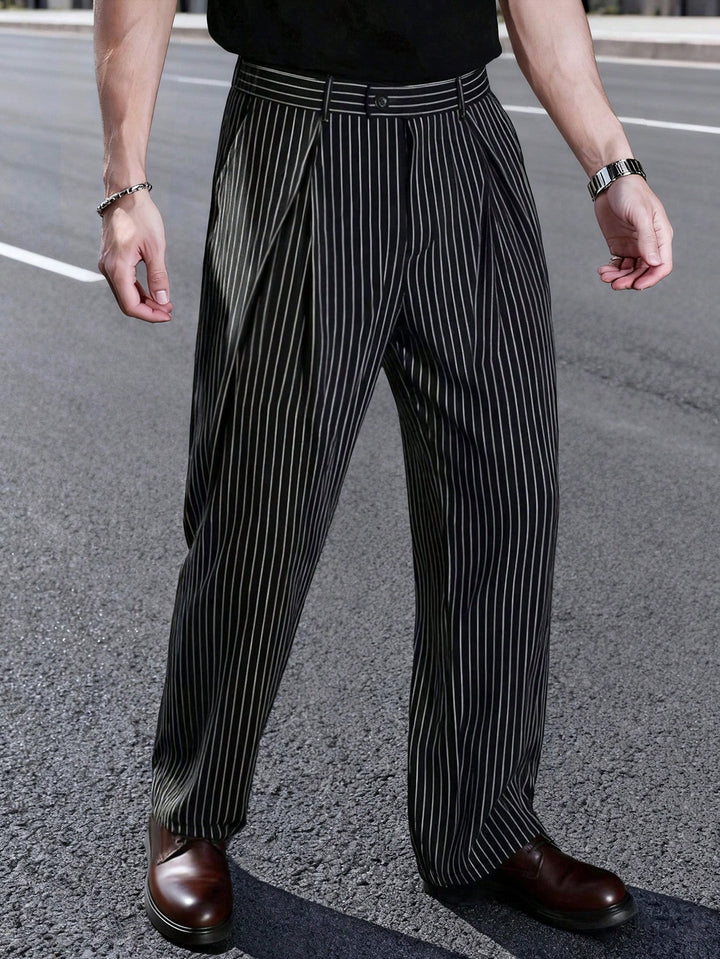 Pantaloni SHEIN, negru