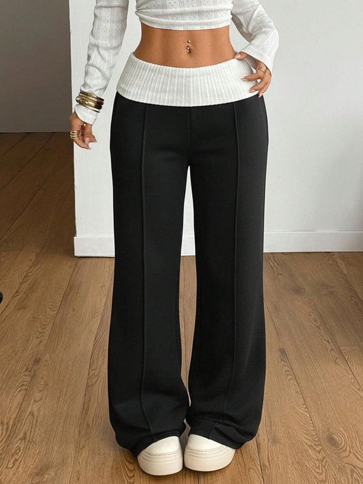 Pantaloni SHEIN, negru