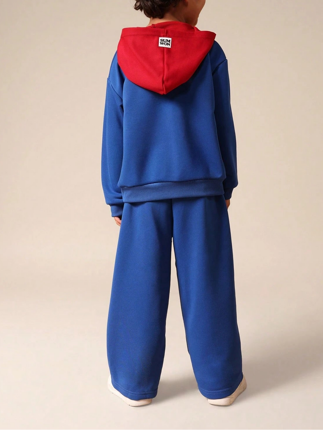 Compleu sport SHEIN, mix culori