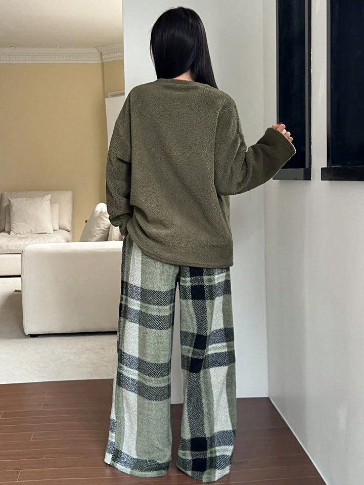Compleu pijamale SHEIN, mix culori