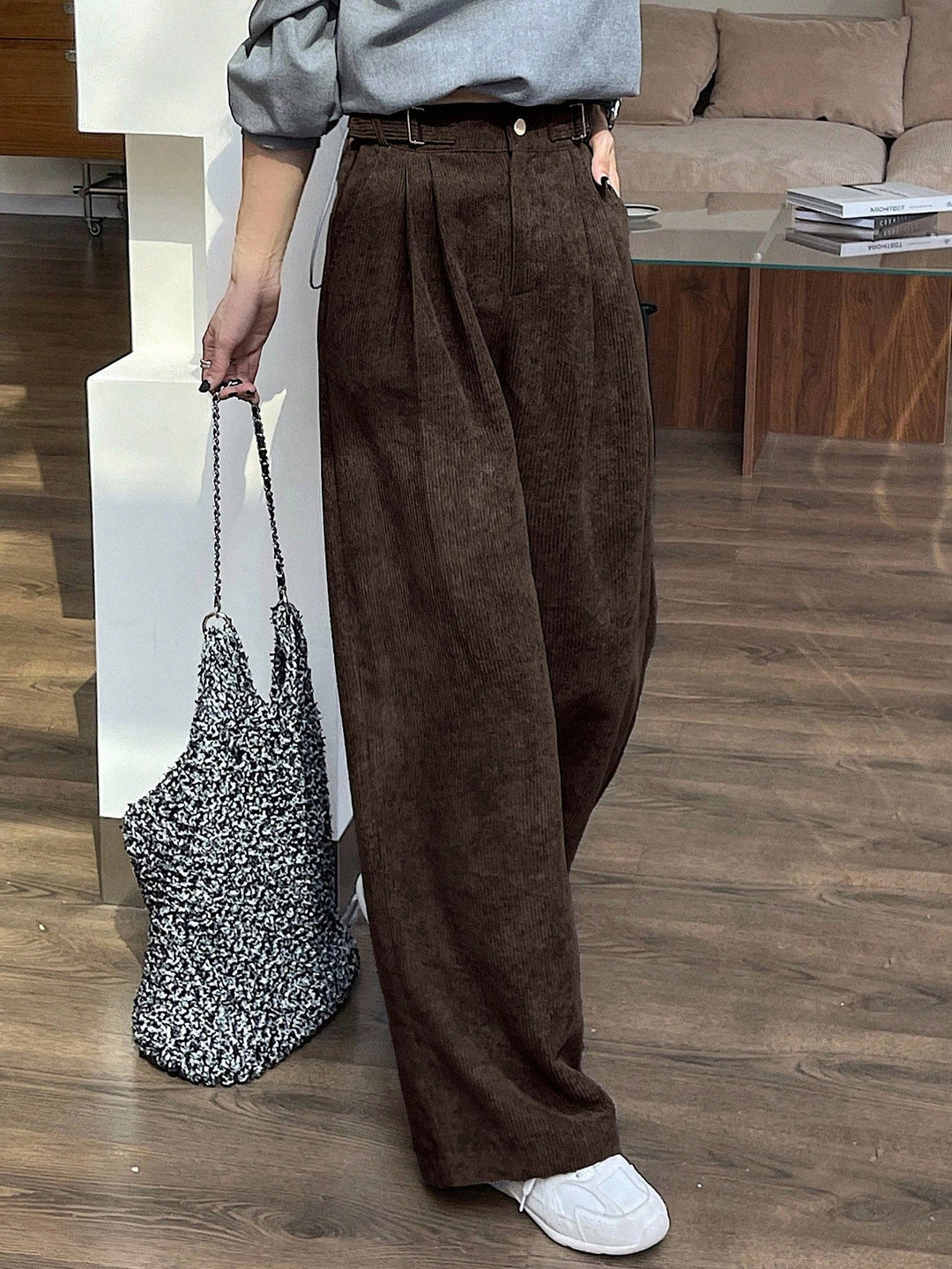 Pantaloni SHEIN, maro