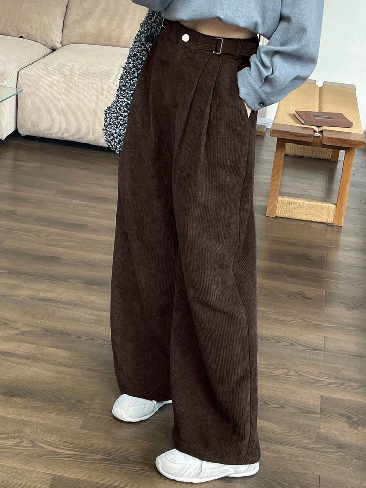 Pantaloni SHEIN, maro
