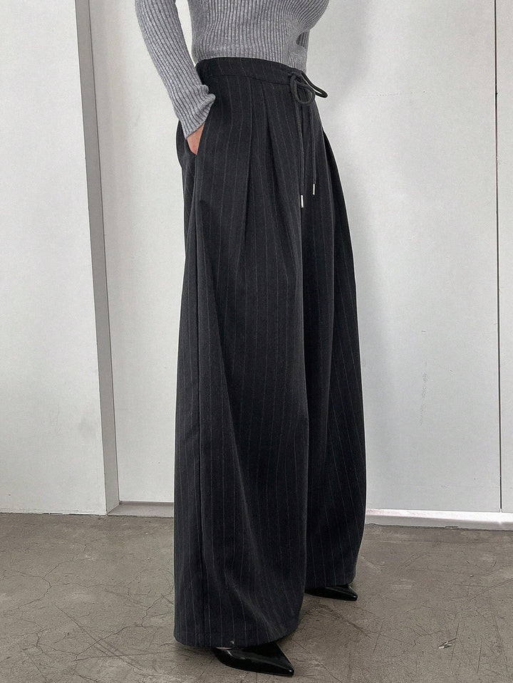 Pantaloni SHEIN, gri