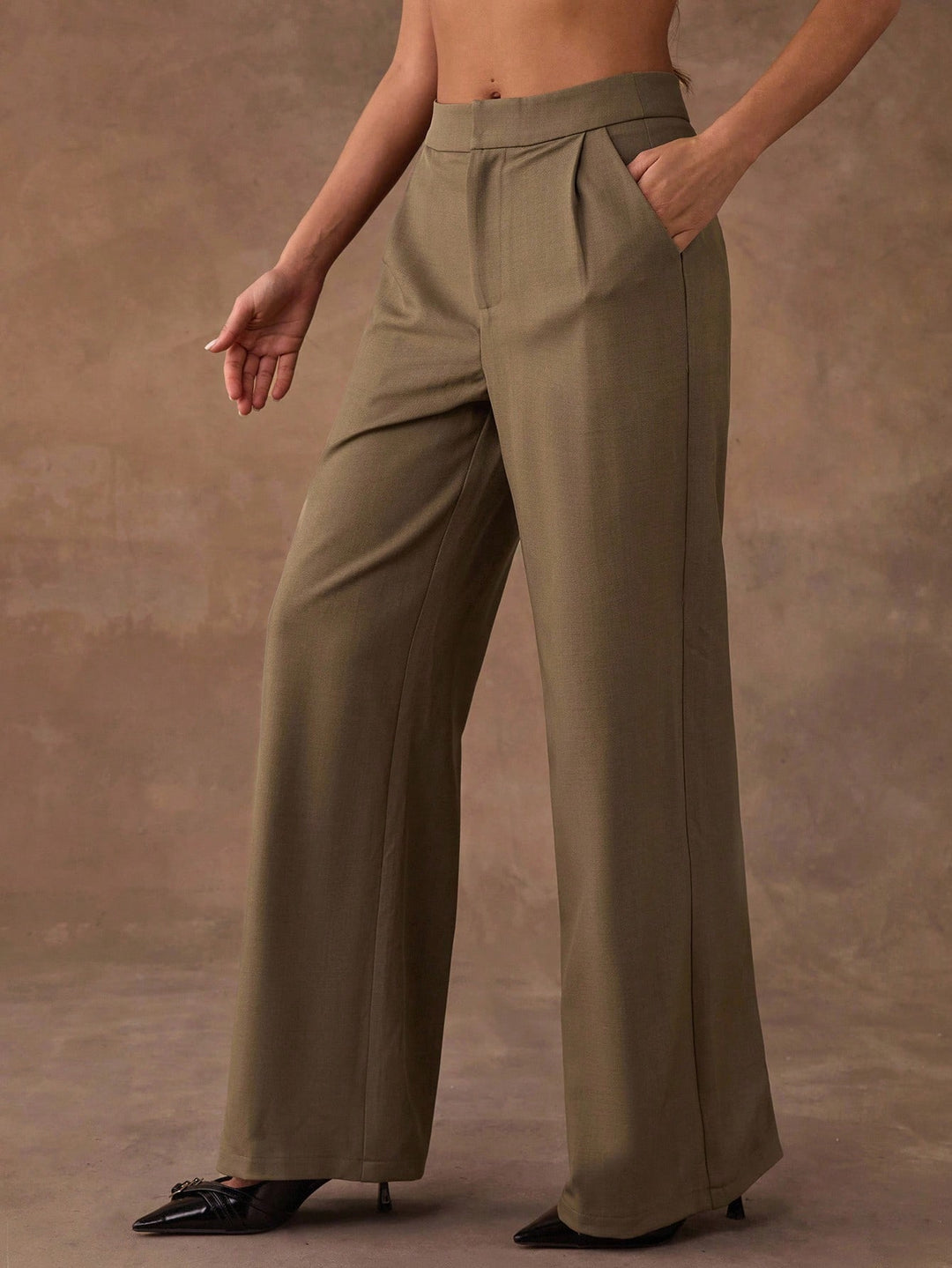 Pantaloni SHEIN, kaki