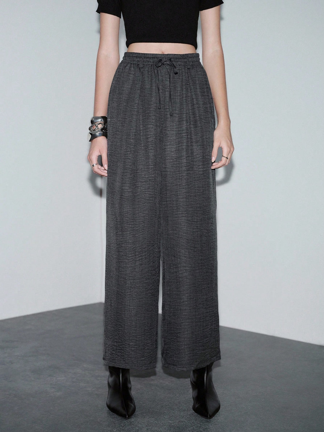 Pantaloni SHEIN, gri