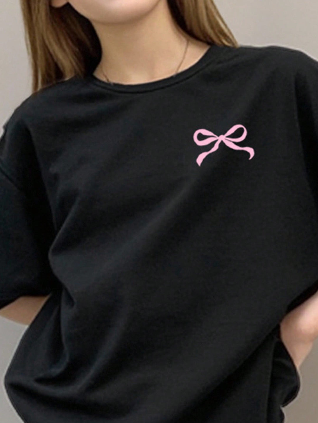 Set de tricou și pantaloni SHEIN, negru