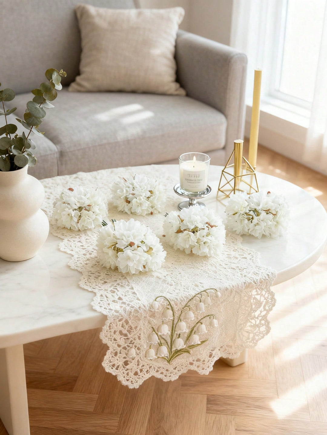 Floari artificiale SHEIN, alb