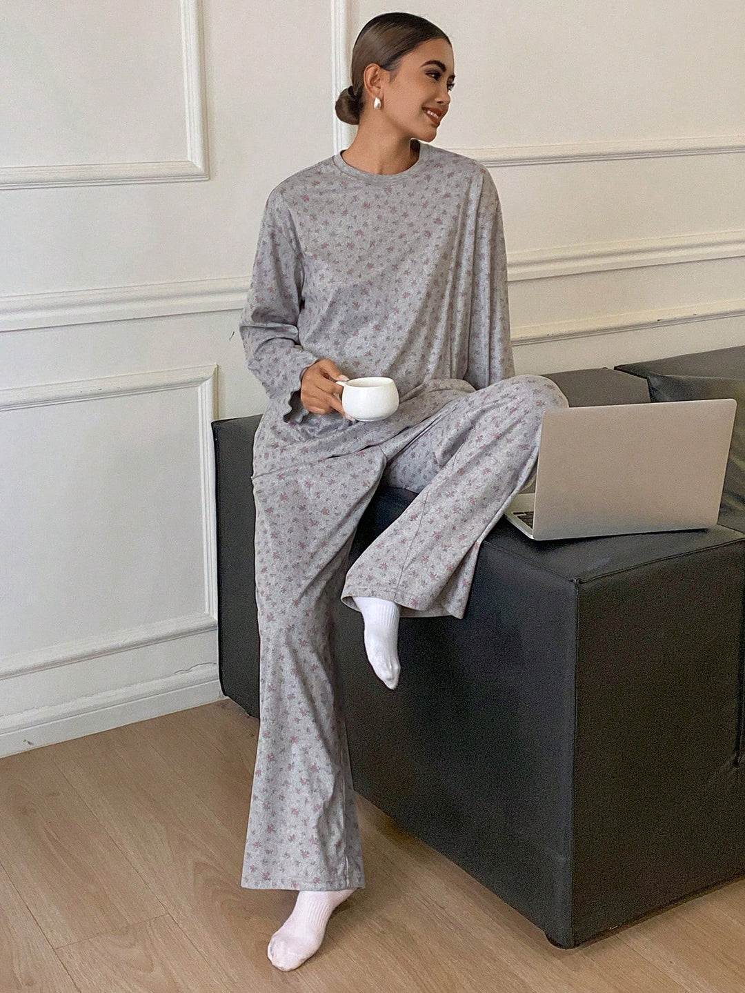 Compleu pijamale SHEIN, mix culori