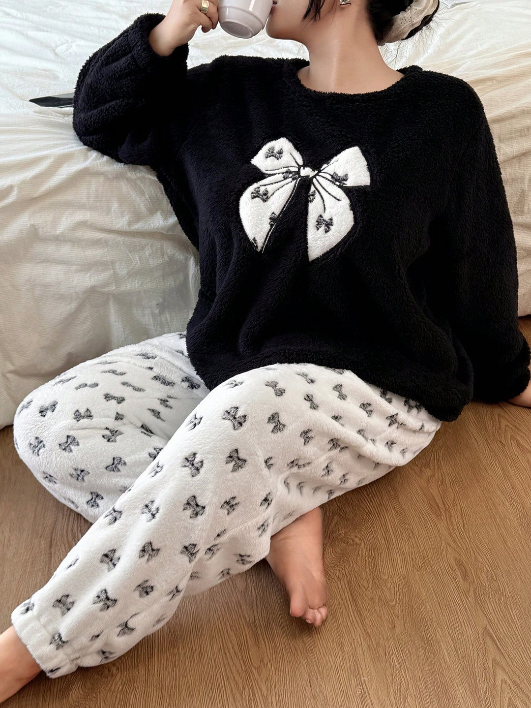 Set pijamale SHEIN, negru