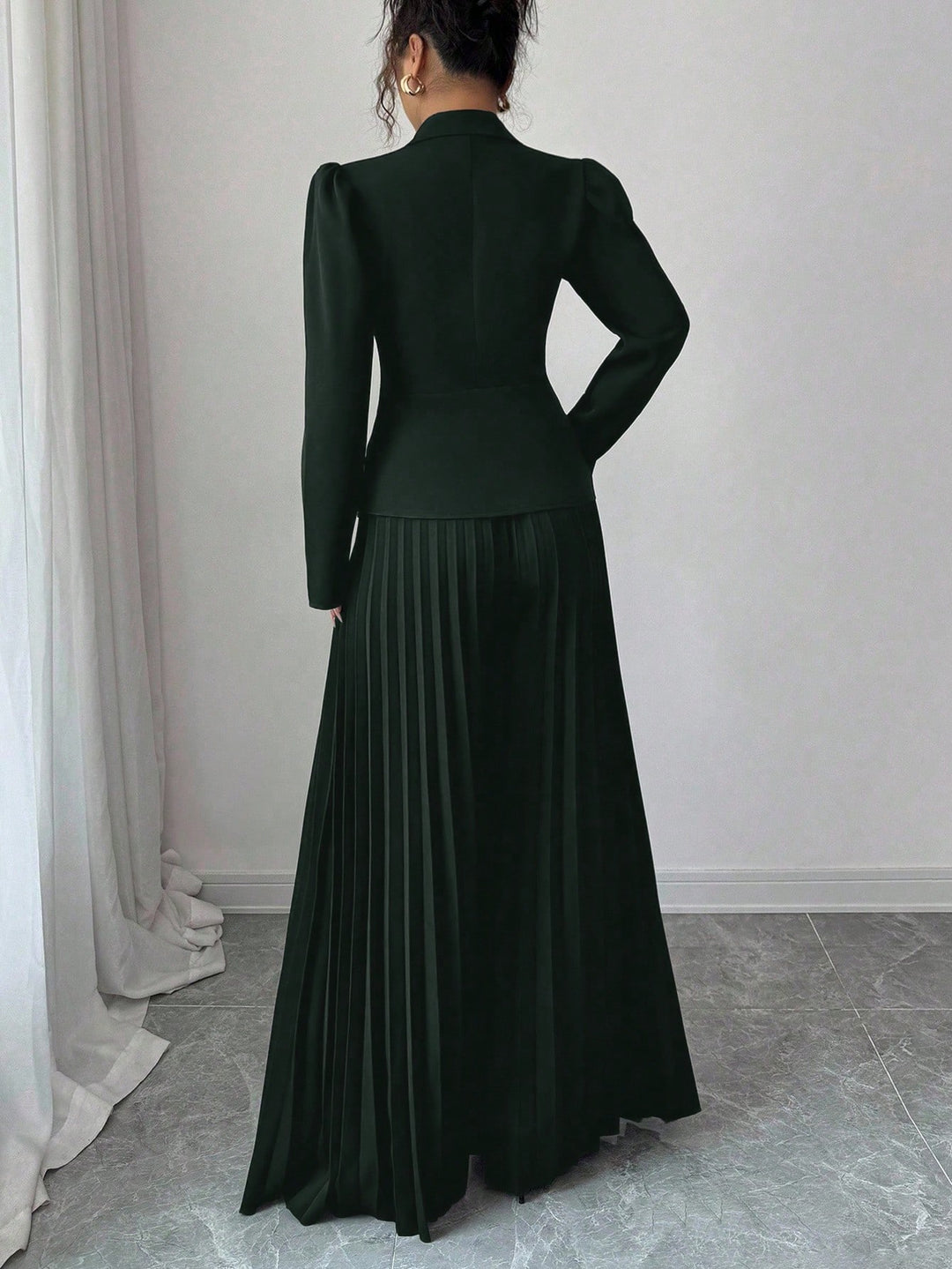 Costum SHEIN, verde