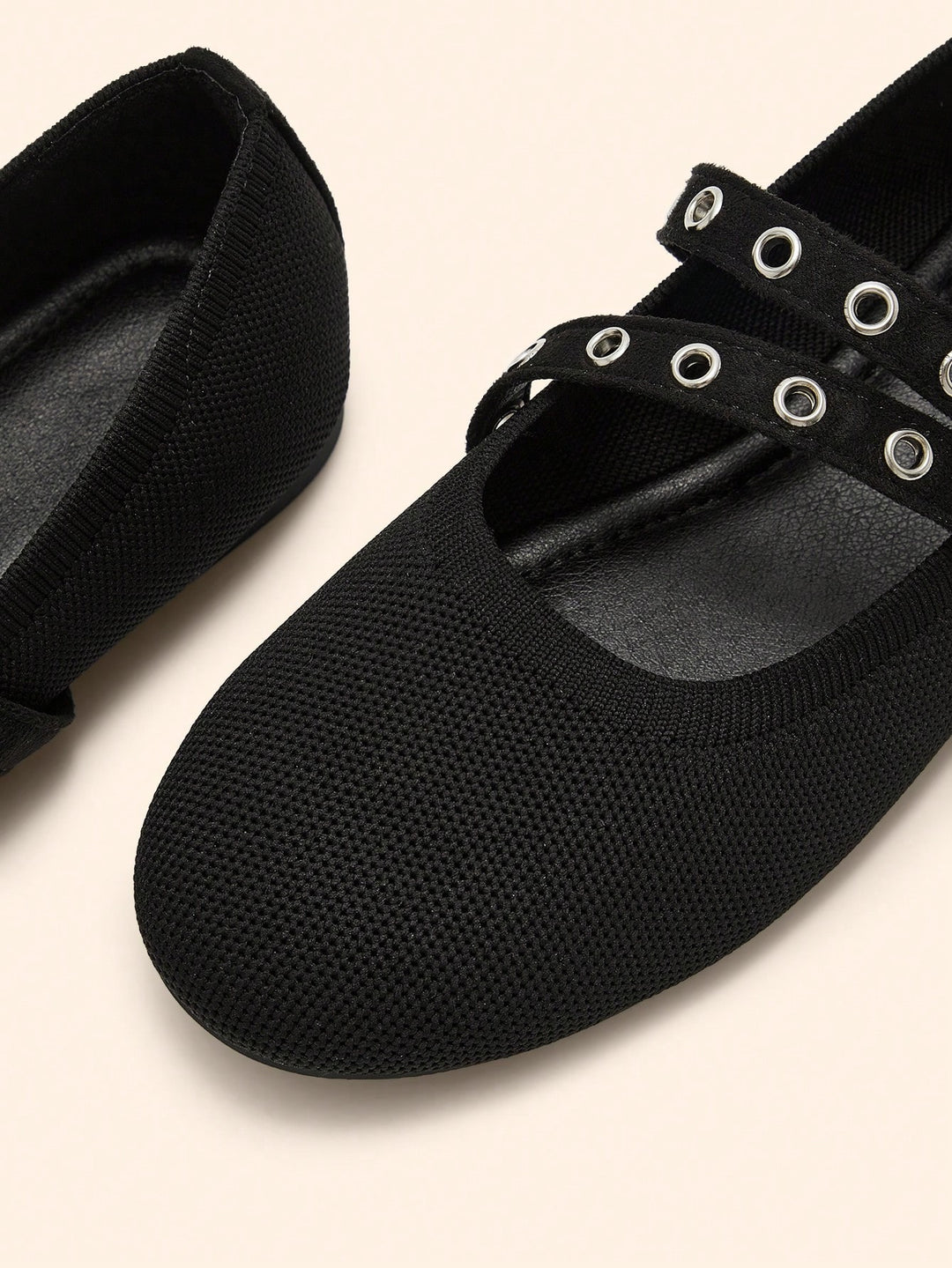 Balerini Shein, Negru