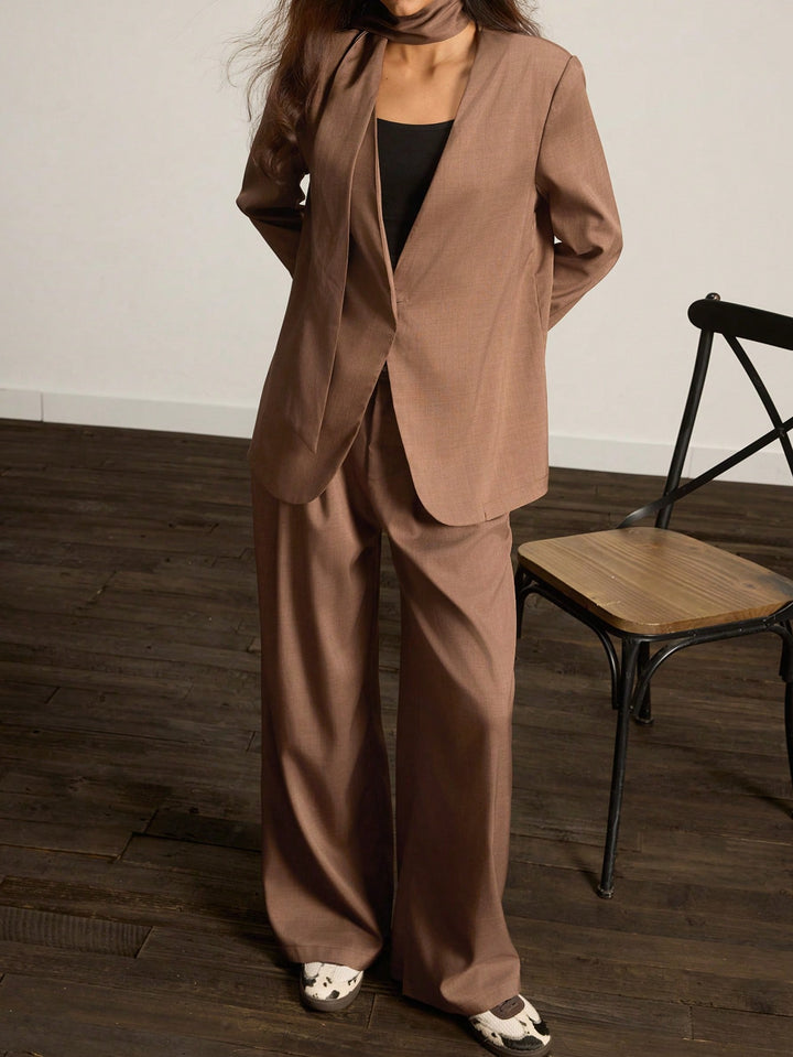 Costum SHEIN, maro