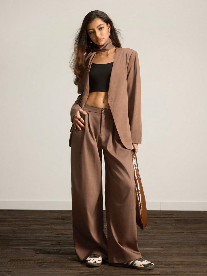 Costum SHEIN, maro