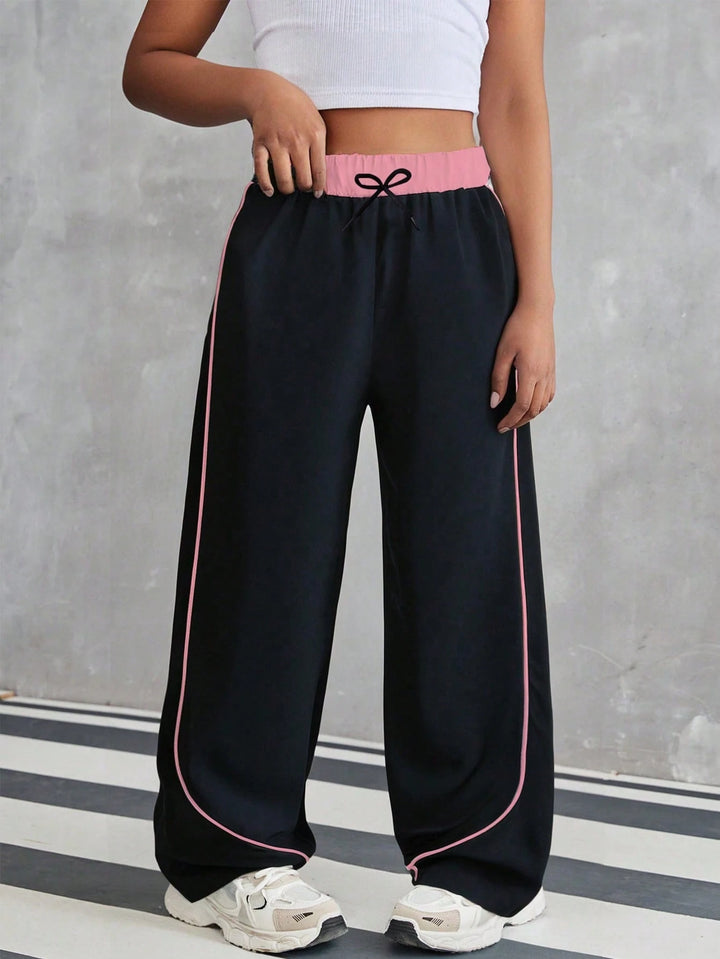 Pantaloni SHEIN, negru