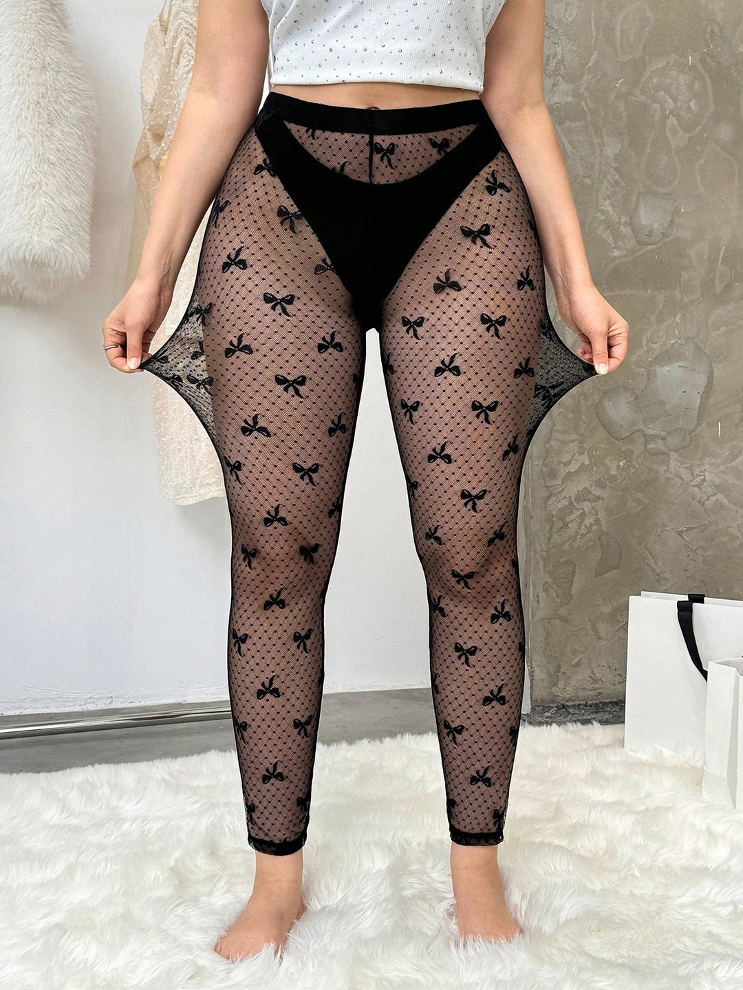 Dresuri SHEIN, negru