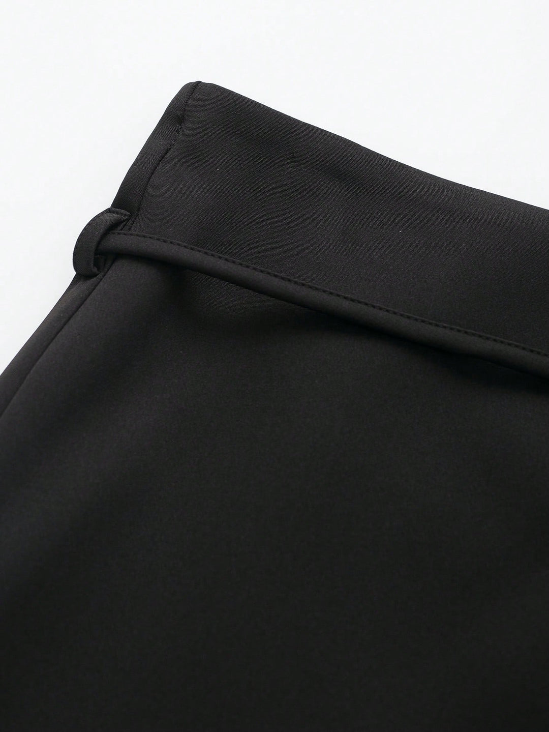 Pantaloni scurți SHEIN, negru