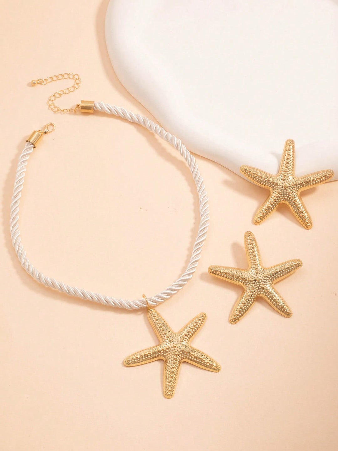 Set de bijuterii SHEIN