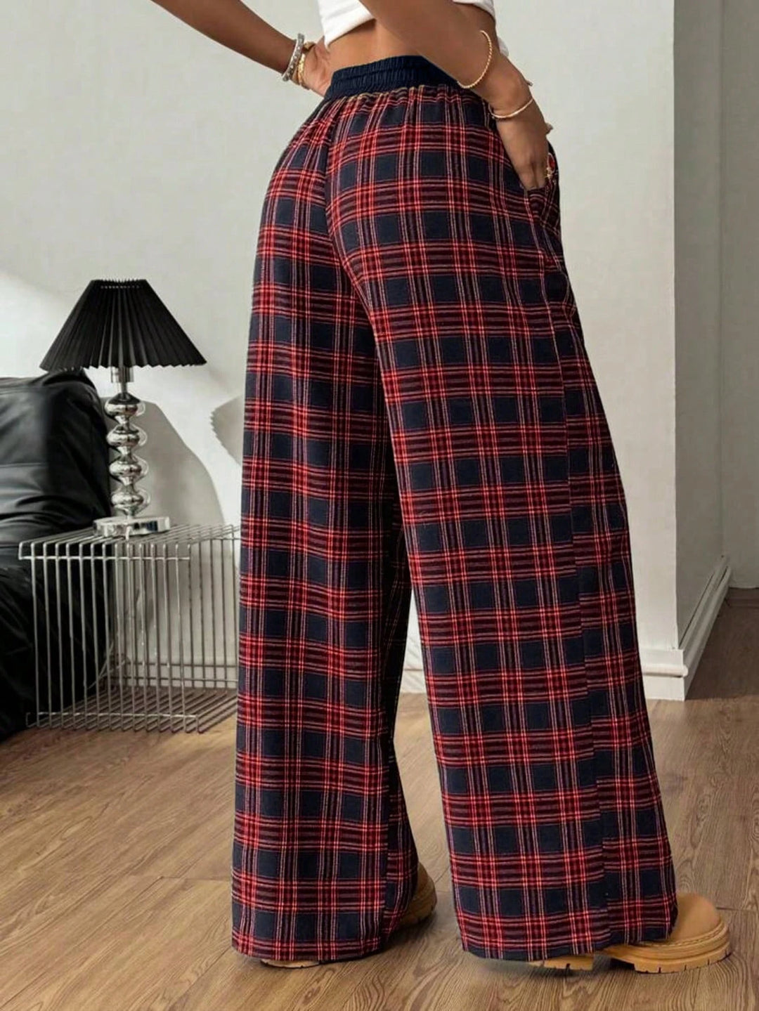 Pantaloni SHEIN, mix culori