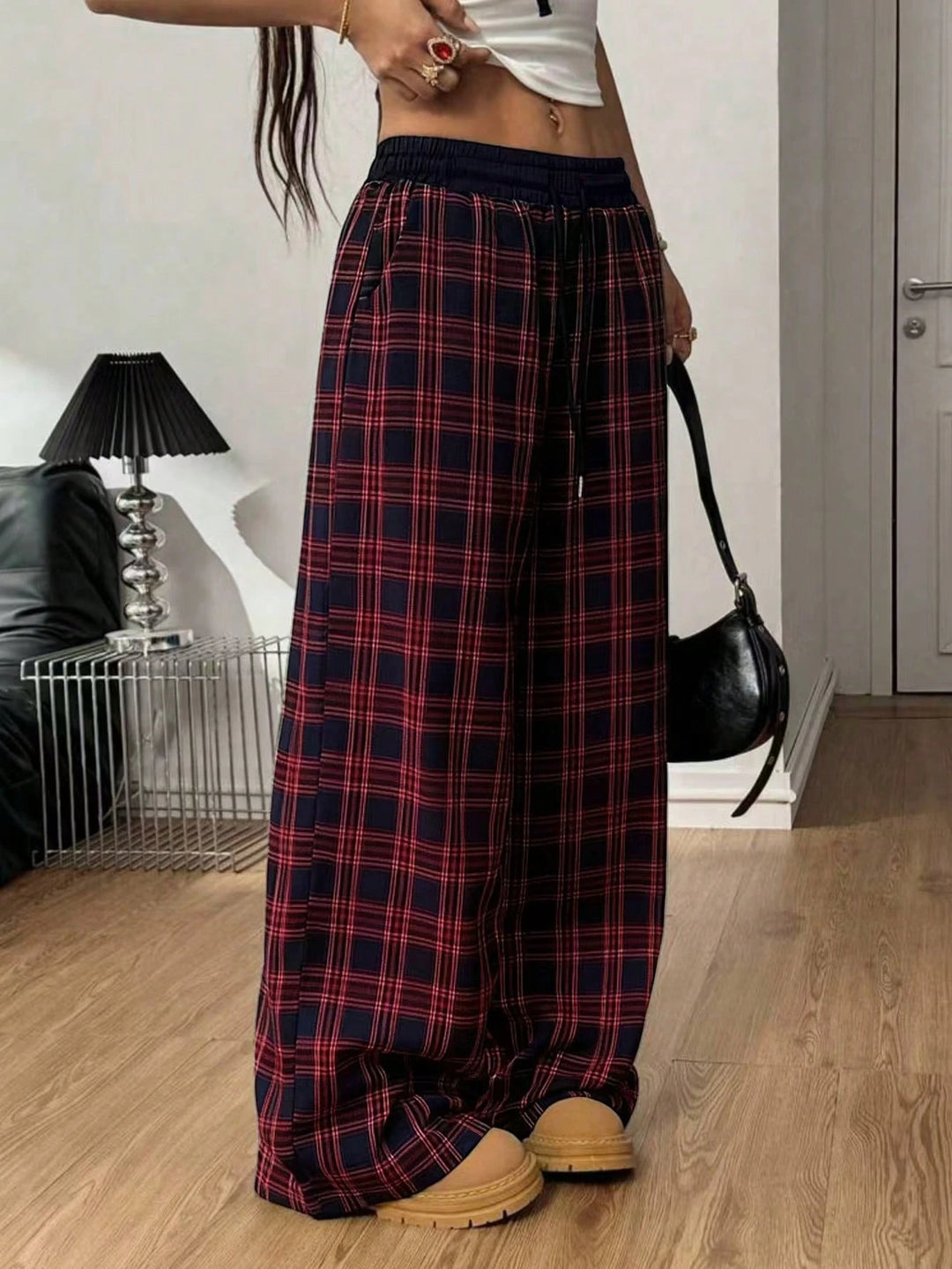 Pantaloni SHEIN, mix culori