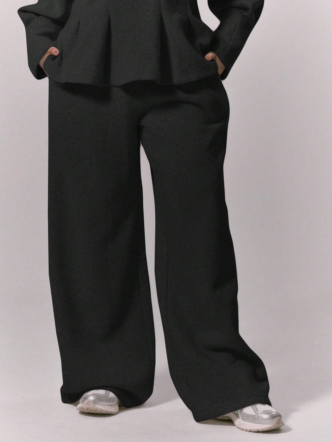 Pantaloni SHEIN, negru