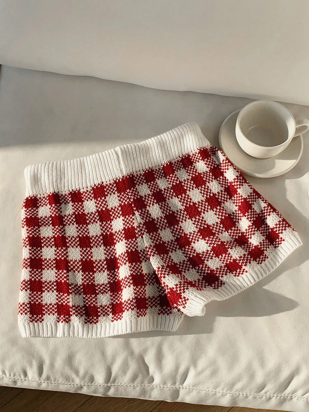 Pantaloni SHEIN, roșu