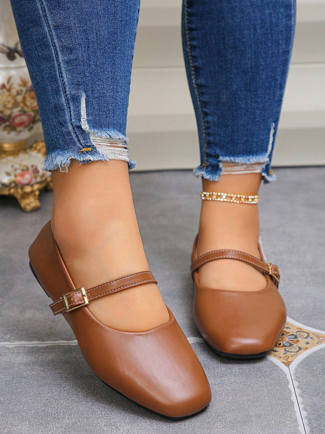 Pantofi SHEIN, maro