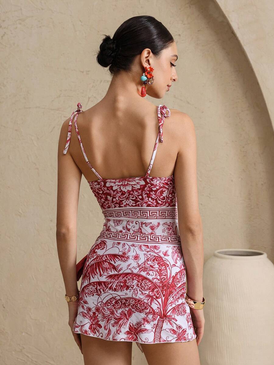 Set costum de baie SHEIN, mix culori