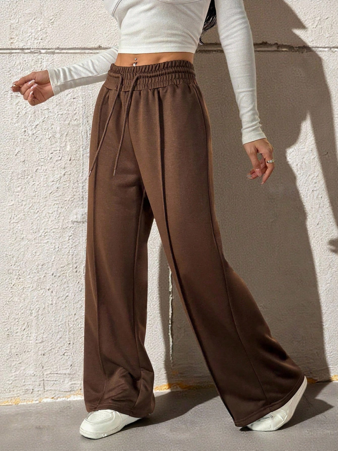 Pantaloni SHEIN, maro