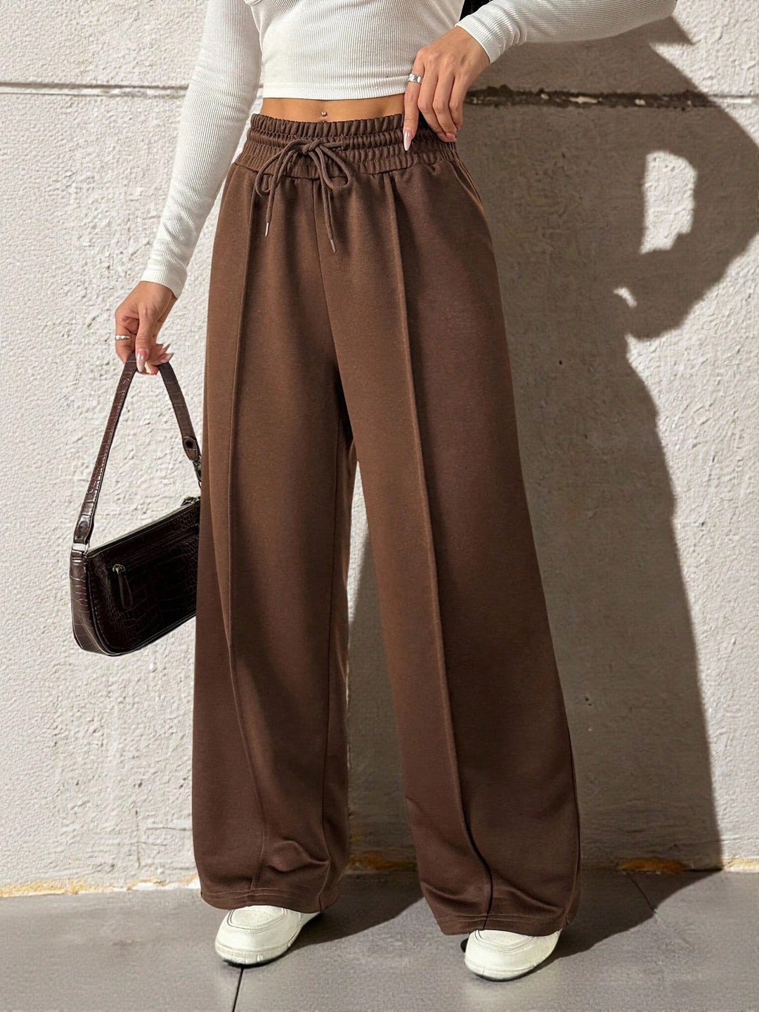 Pantaloni SHEIN, maro