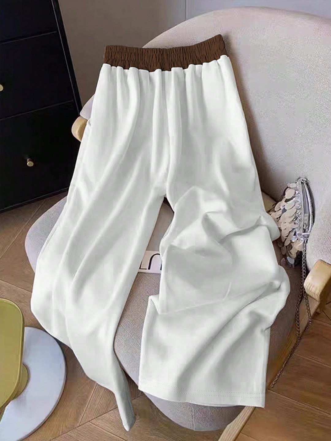 Pantaloni SHEIN, alb