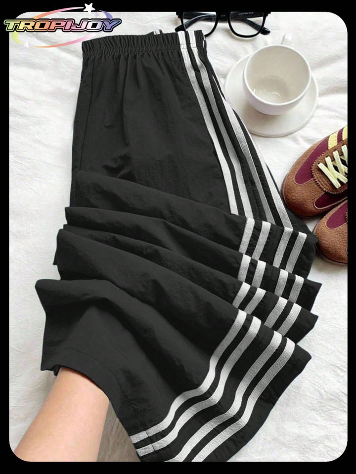 Pantaloni SHEIN, negru