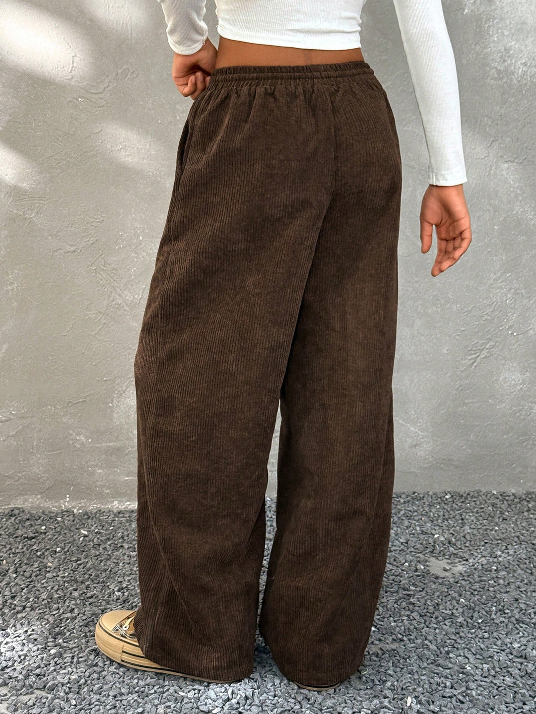 Pantaloni SHEIN, maro