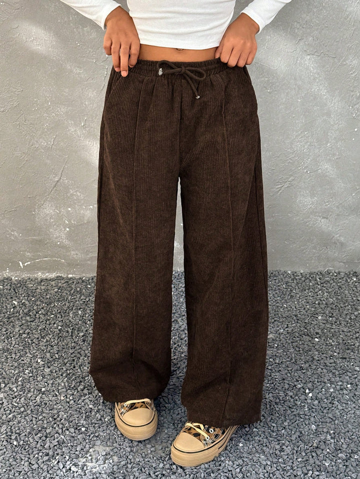 Pantaloni SHEIN, maro