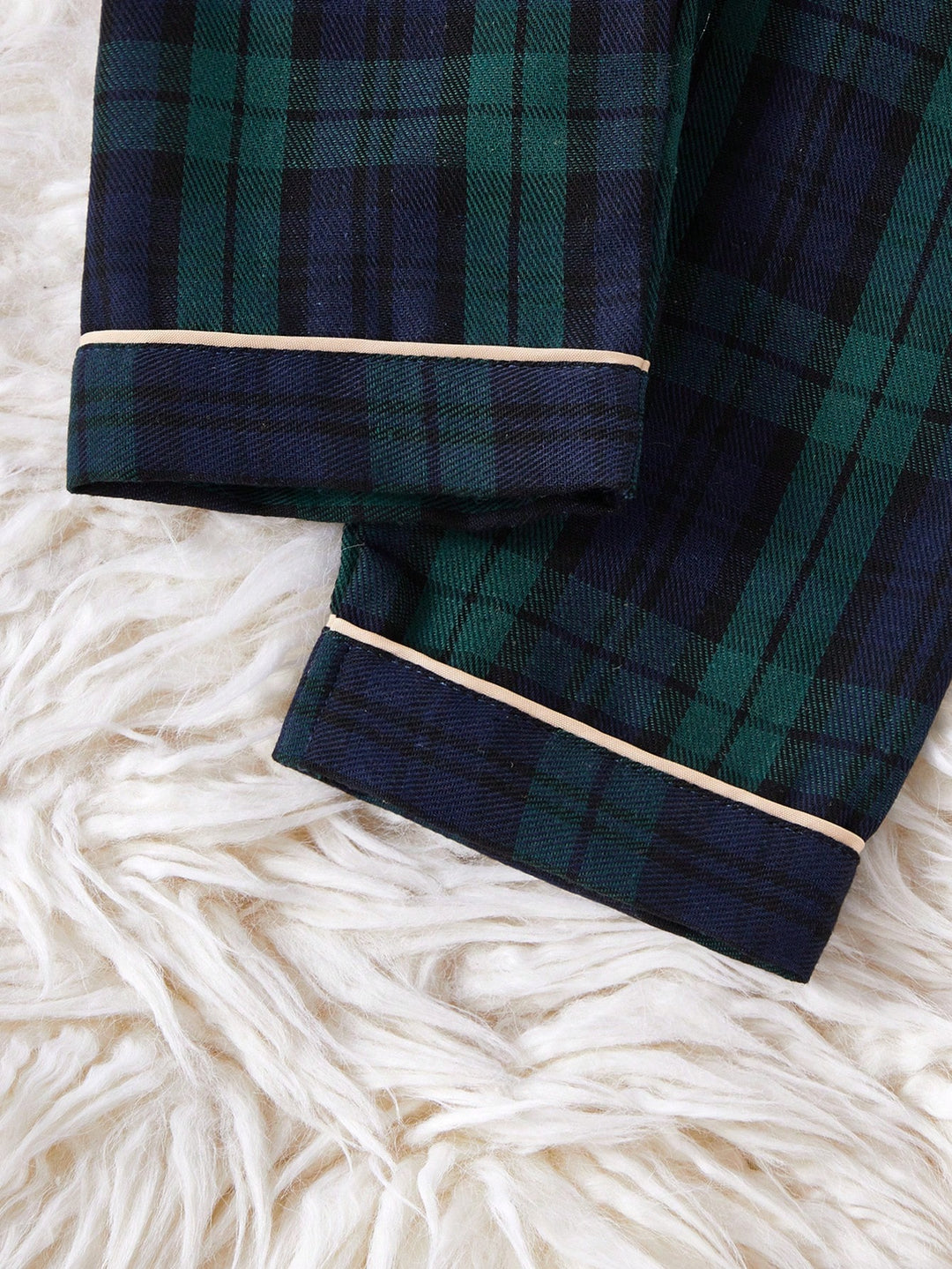 Compleu pijamale SHEIN, mix culori