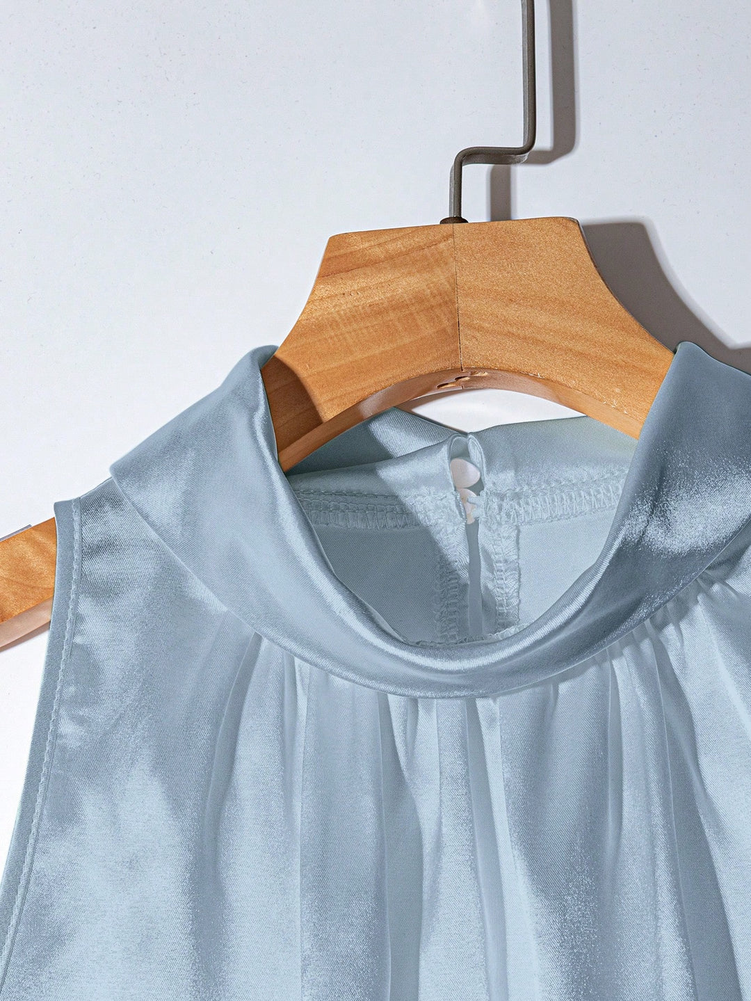 Tricou decupat SHEIN, albastru