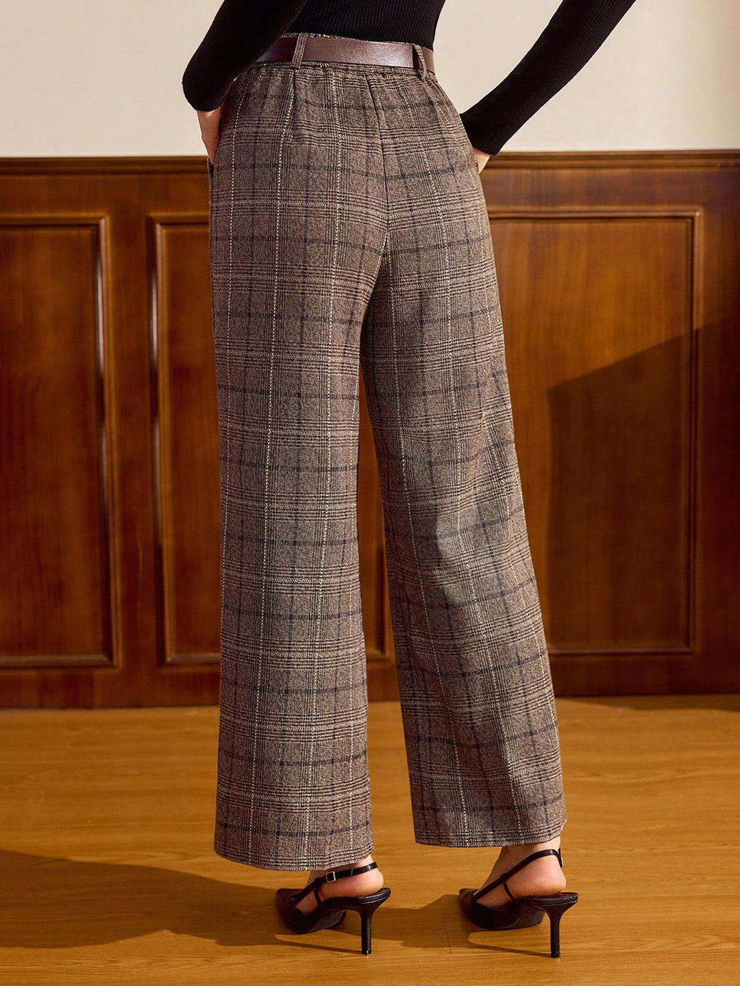Pantaloni SHEIN, maro