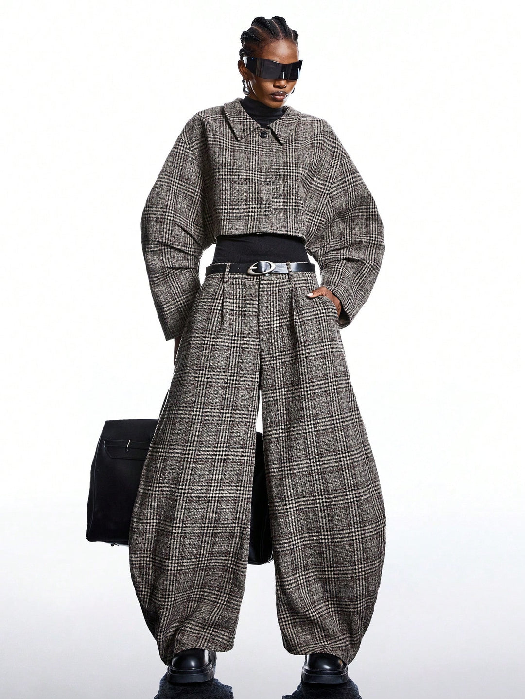 Pantaloni SHEIN, kaki