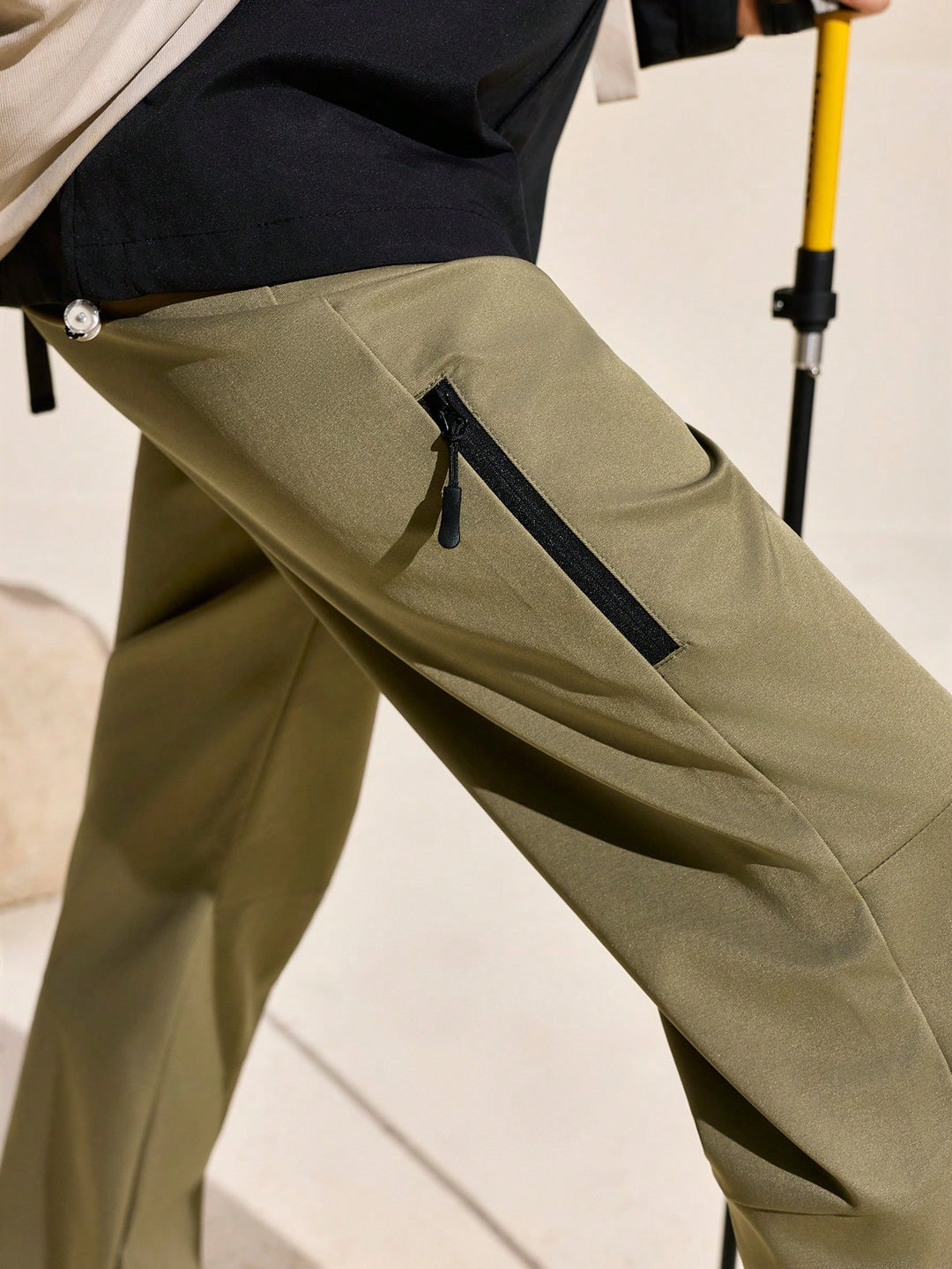 Pantaloni SHEIN, maro