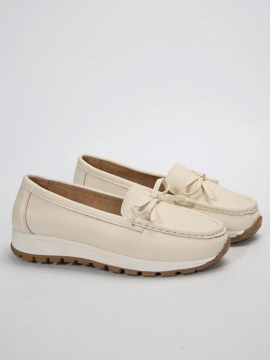 Pantofi SHEIN, crem
