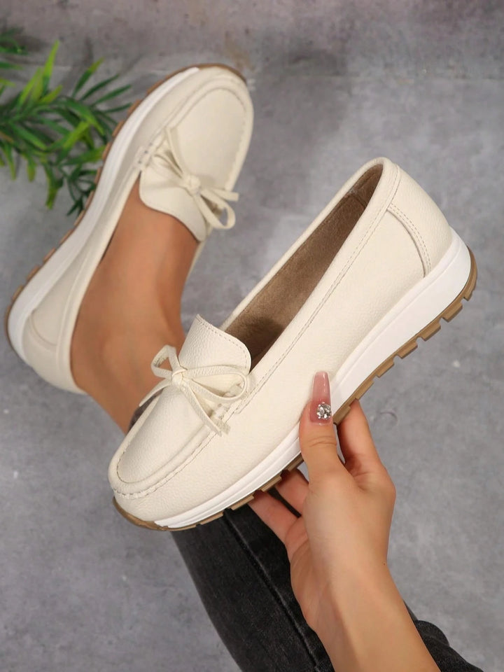 Pantofi SHEIN, crem