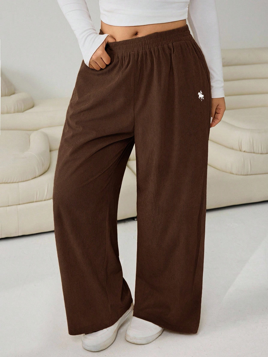 Pantaloni SHEIN, maro
