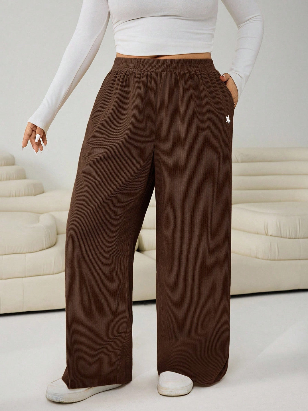 Pantaloni SHEIN, maro