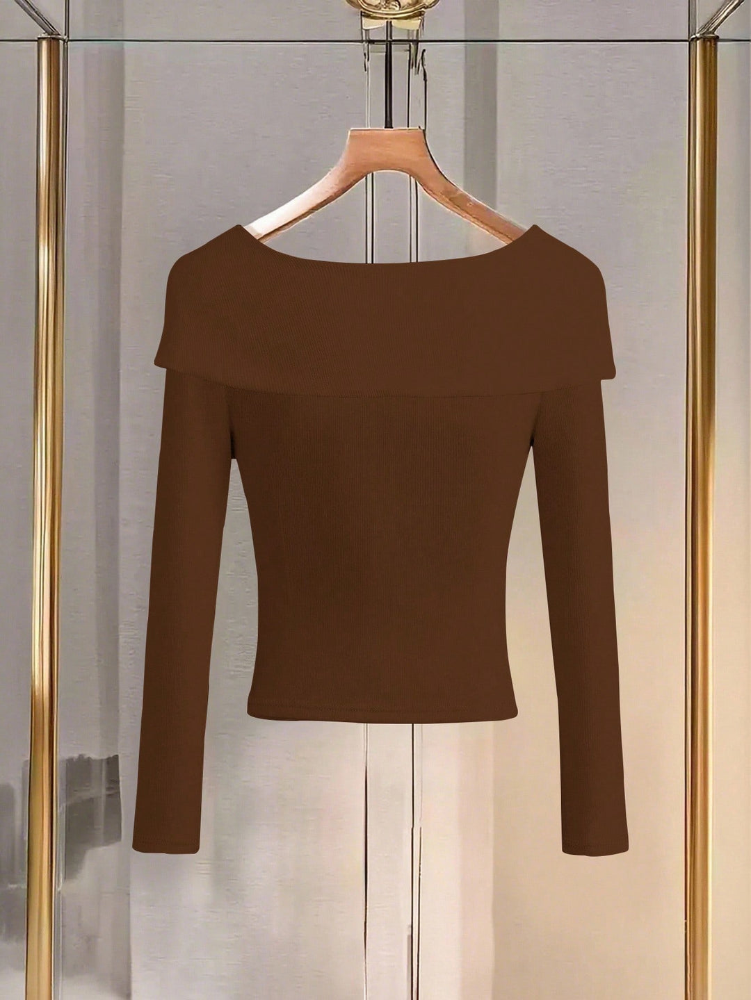 Tricou SHEIN, maro