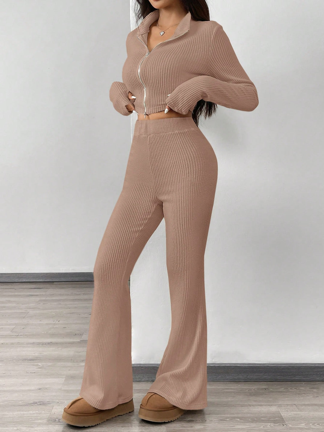 Set de cardigan cu pantaloni SHEIN, kaki